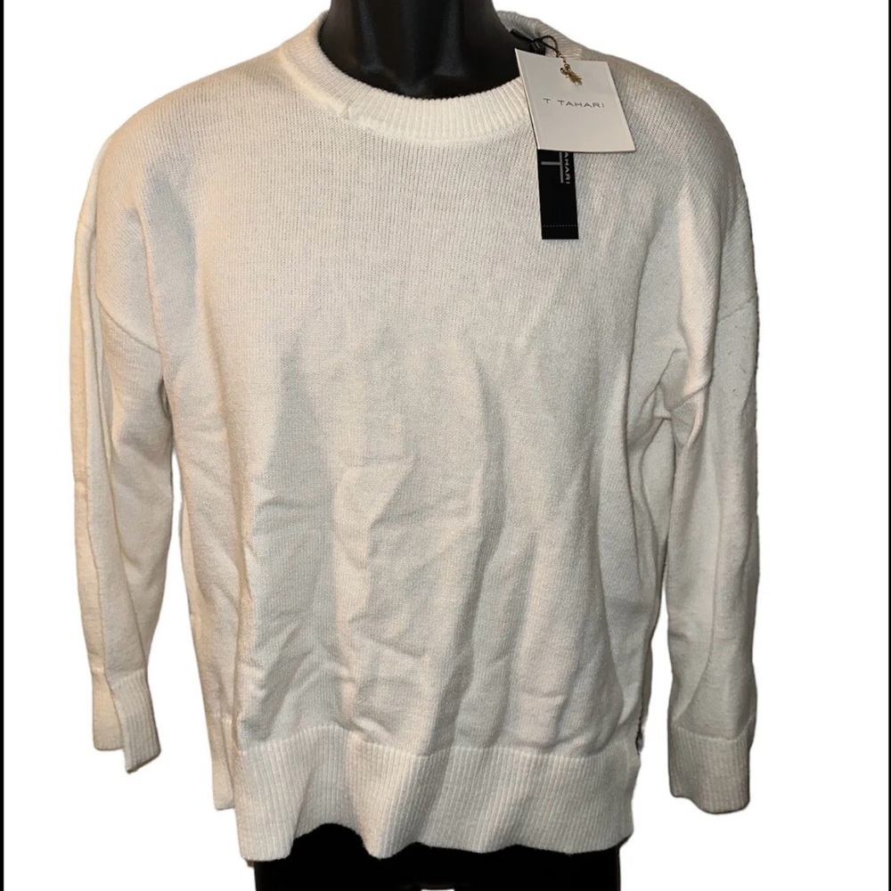 T Tahari Snow Globe White Sweater, S